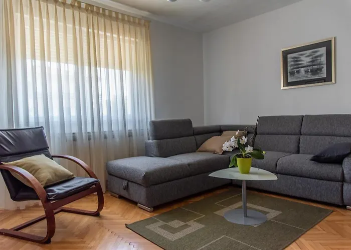 Maria Apartment *